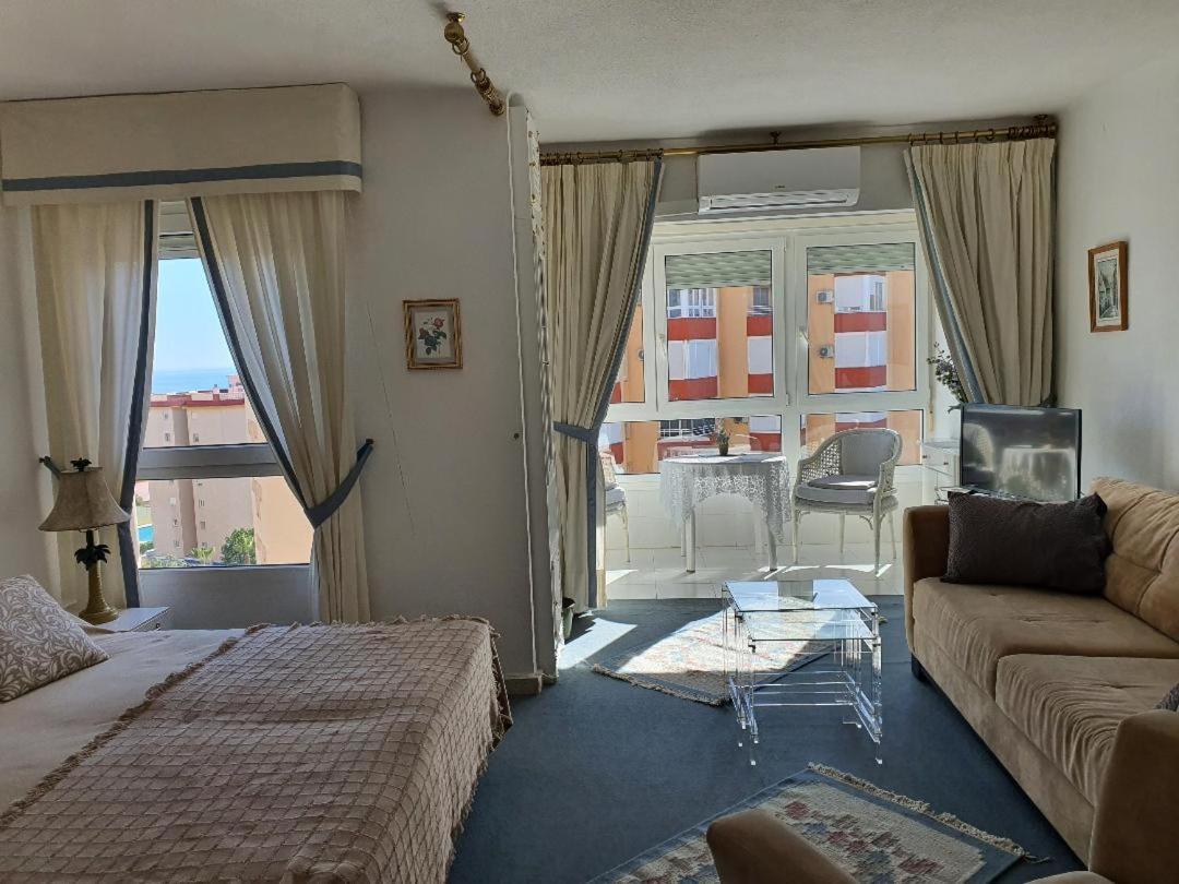 Luxury Studio Apartment 2 Night Minimum Stay Until June 31St!! Torrox Exterior foto